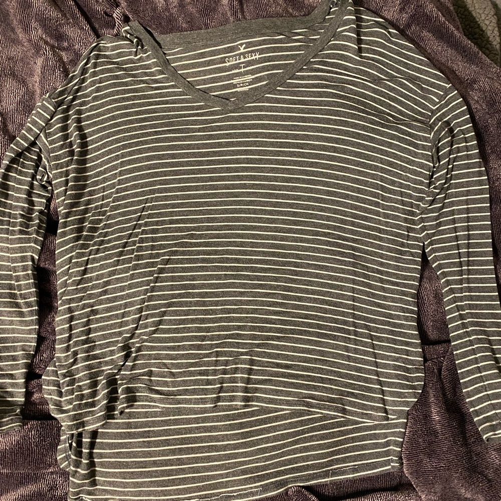 American Eagle Soft and Sexy Long Sleeve